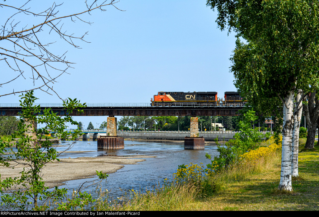 CN 2221 crosses Rimouski river